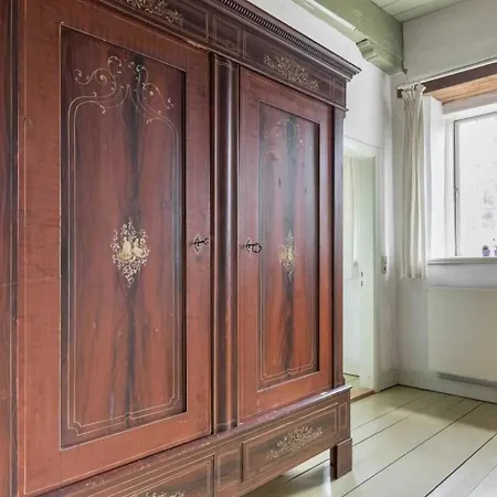 3 Caspar Hoyer Id 385 Apartment *