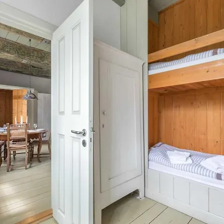 Apartment 3 Caspar Hoyer Id 385